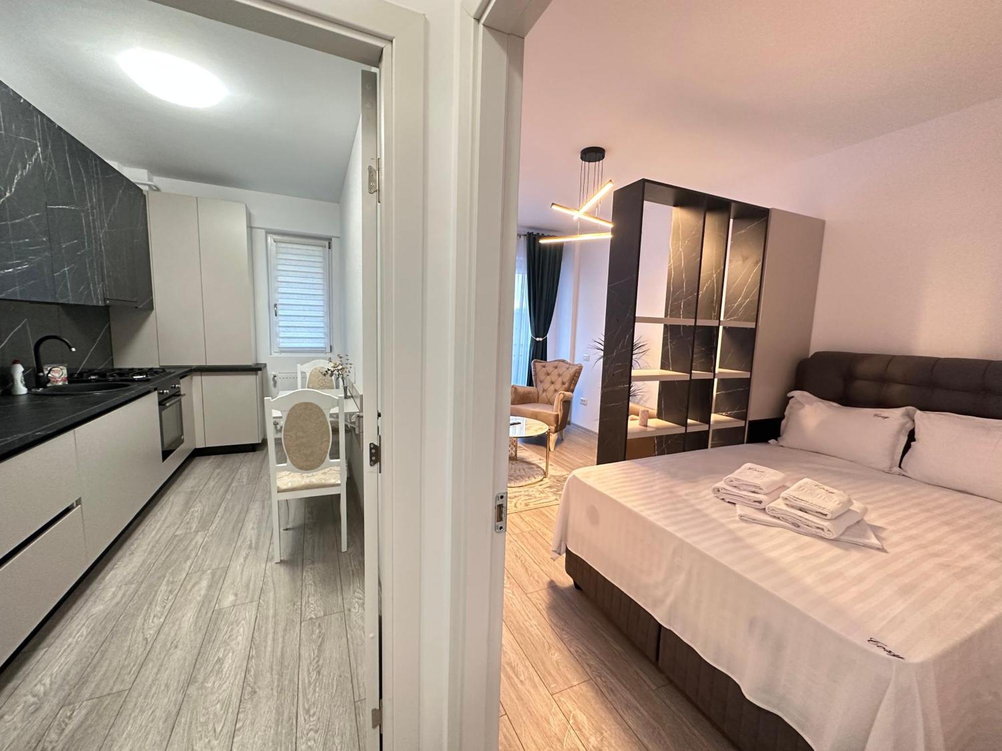 Urban Luxury Studios By Cozy Apartments Iasi Buitenkant foto