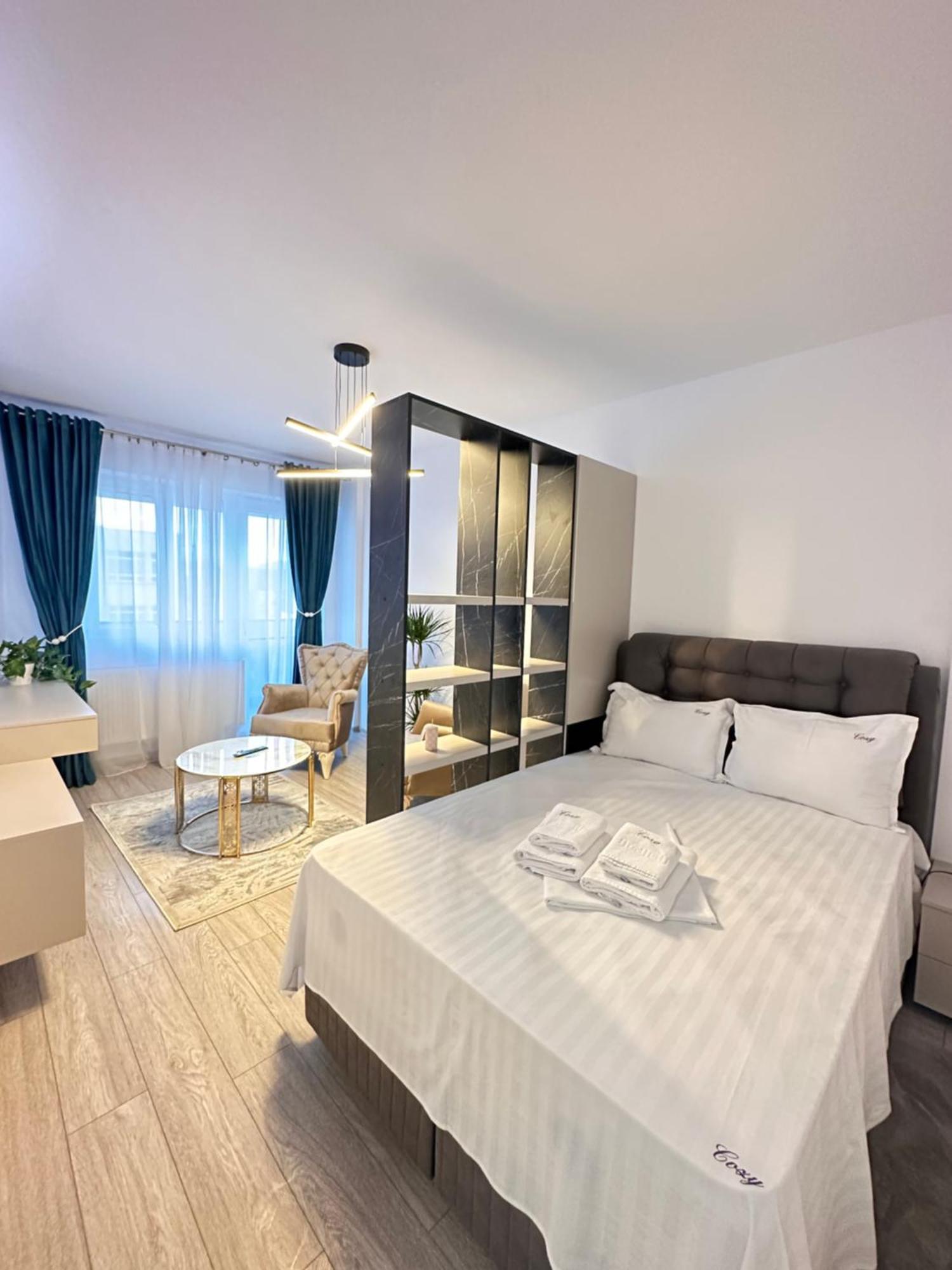 Urban Luxury Studios By Cozy Apartments Iasi Buitenkant foto